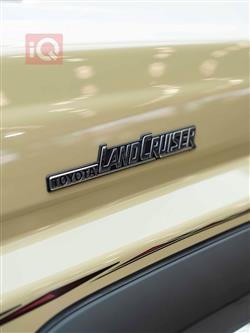 تويوتا لاند كروزر 70 بيك اب